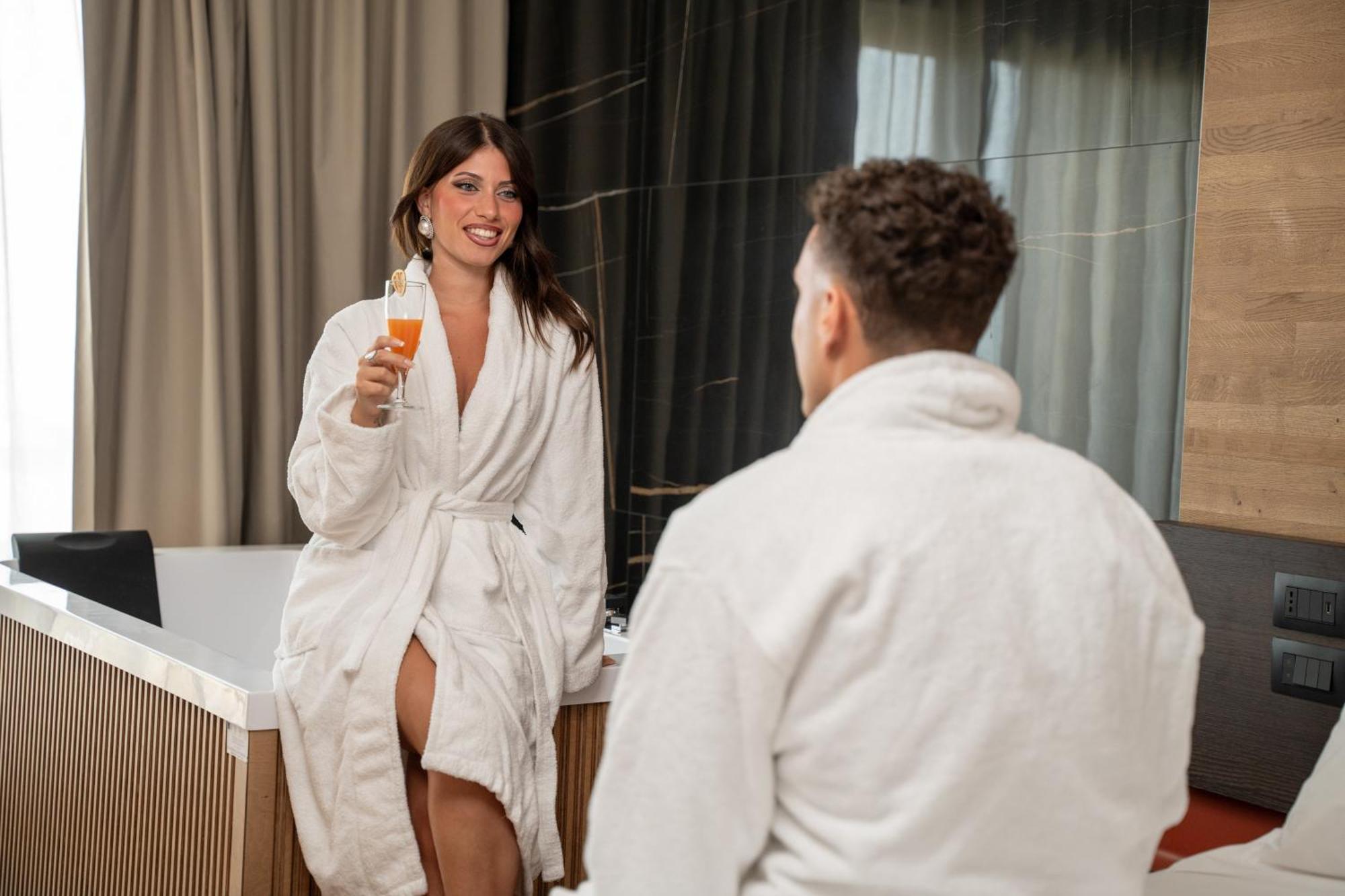 Mon Luxury Rooms Spa Nicolosi Exterior photo